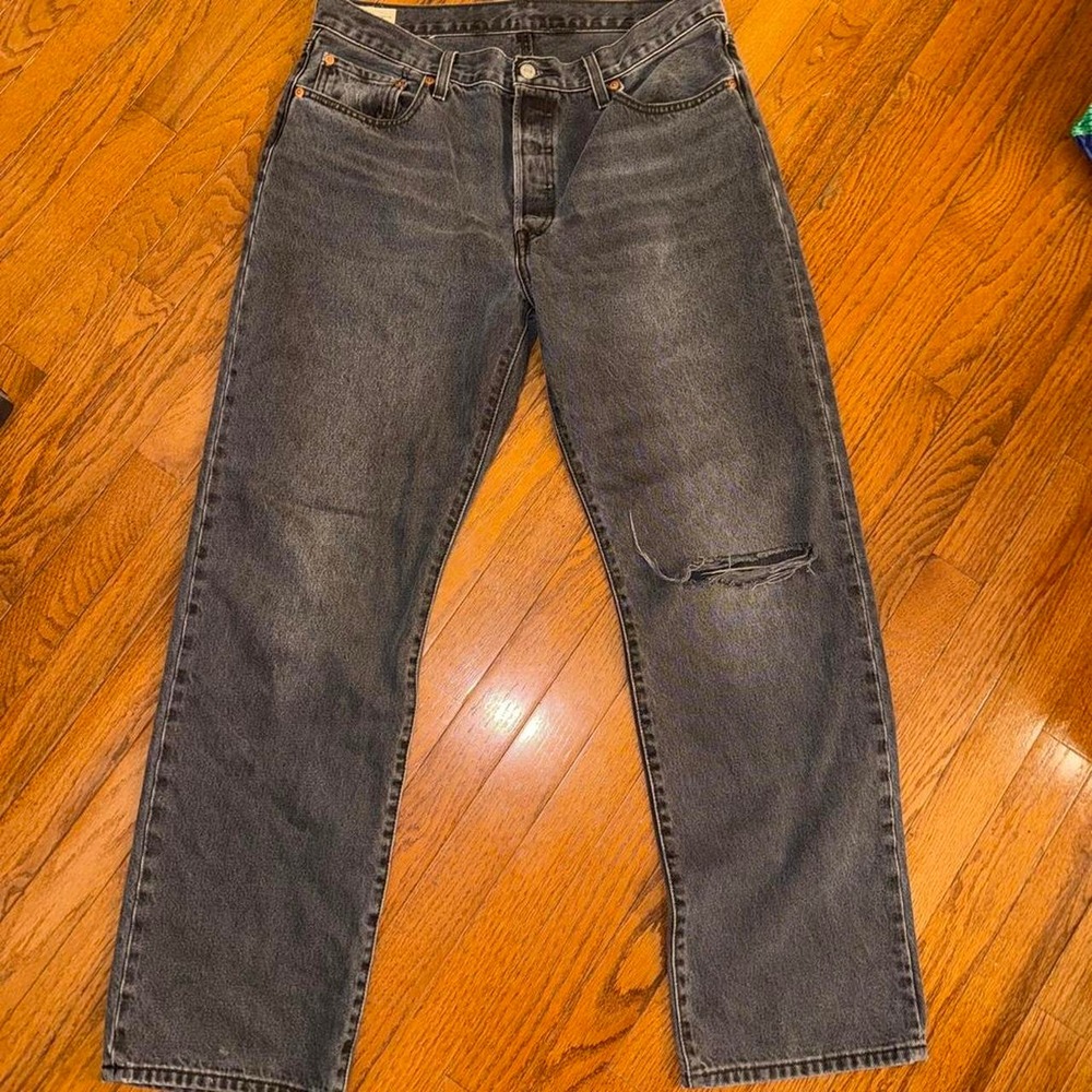 Levis Premium 501 Original Fit Jeans Mens 32x32 Washed Black Grey Button Fly - Picture 3 of 5